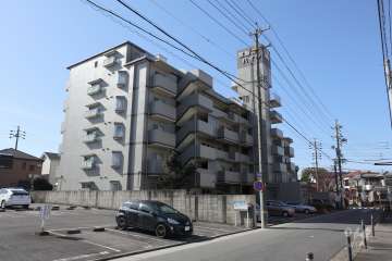 宝当知ハイツの外観（北東側から）