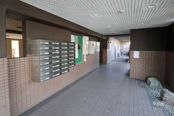 エントランスホール