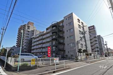 ニューコーポ入場一番館の外観（北西側から）