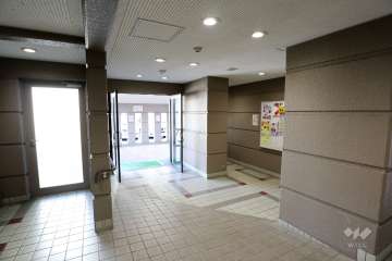 エントランスホール