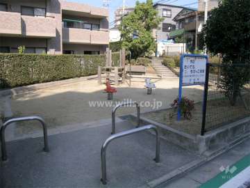 敷地に隣接した公園