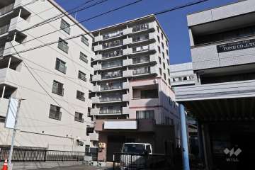 パレス入船B棟の外観（南側から）