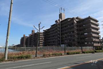 ラビデンス荒子川公園の外観（北西側から）