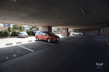 敷地内駐車場（屋内平面式、屋外平面式）
