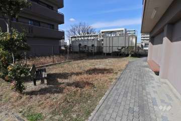 敷地内の通路