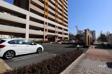 敷地内駐車場（屋外平面式）