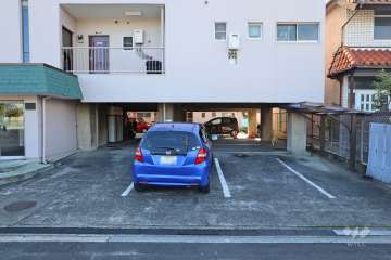 敷地内駐車場（屋外平面式・屋内平面式）