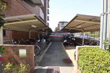 駐輪場、バイク置場