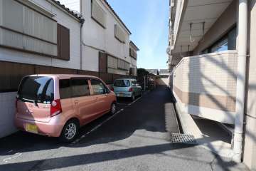 敷地内駐車場（屋外平面式）