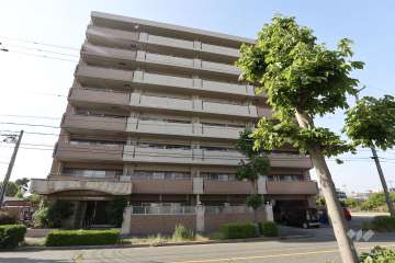 グランコート荒子川公園の外観（南側から）