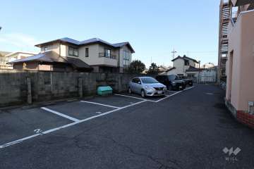敷地内駐車場（屋外平面式）