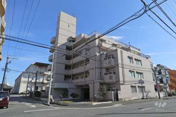 宝マンション大手の外観（北西側から）