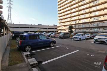 敷地内駐車場（屋外平面式）