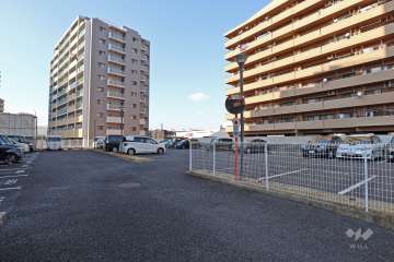 敷地内駐車場（屋外平面式）