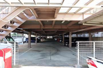 敷地内駐車場（自走式立体）