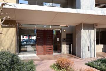 敷地南側の通用口