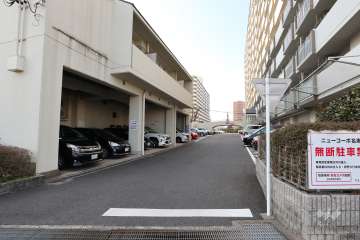 駐車場の出入り口・敷地内駐車場（屋内平面式、屋外平面式）