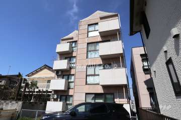 デューク向台の外観（南東側から）