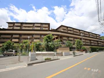 アンビロン千里丘の全景