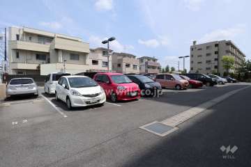敷地内駐車場（屋外平面式）