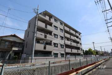 グローリアス守山の外観（南西側から）