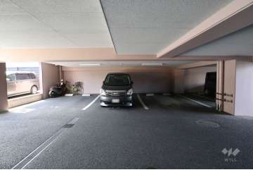敷地内駐車場（屋内平面式）