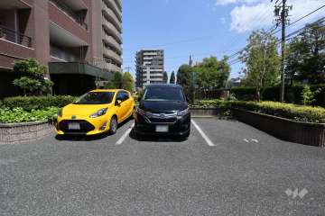 敷地内駐車場（屋外平面式）