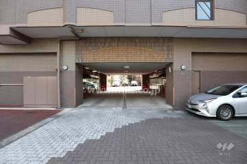 駐車場出入口