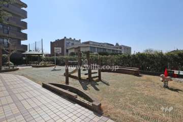 敷地内の公園