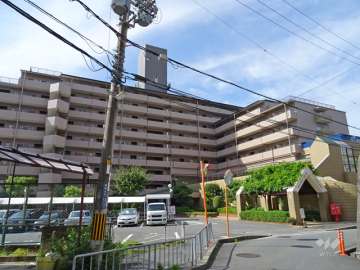 メロディーハイム吹田青葉丘の外観（北側から）