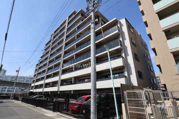 ライオンズ守山ディアライズの外観（南東側から）