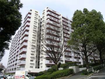 インペリアル千里万博公園の外観（南東側から）