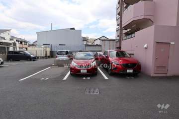 敷地内駐車場（屋外平面式）