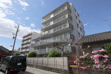 和光小幡マンションの外観（南東側から）