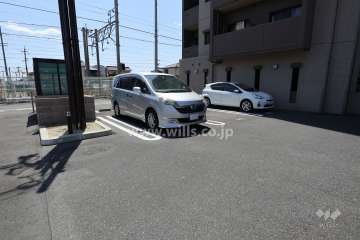 敷地内駐車場（屋外平面式）