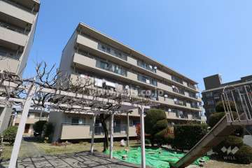 長栄住宅2号棟の外観（南西側から）