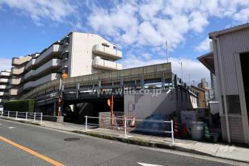 敷地内駐車場（屋内平面式・屋外平面式・平面自走式）