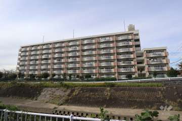 新森孝住宅の外観（南側から）