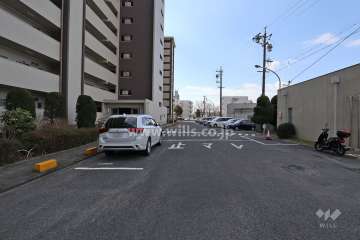 駐車場出入口