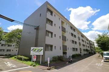 森孝東住宅2号棟の外観（北側からあ）