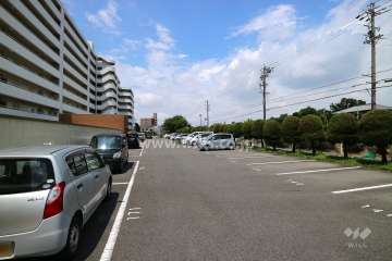 敷地内駐車場(屋外平面式)