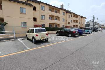 敷地内駐車場（屋外平面式）
