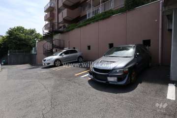 敷地内駐車場（屋外平面式）