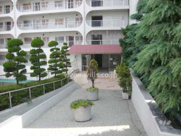 エントランスアプローチ