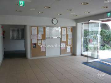 エントランスホール