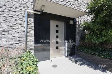 駐輪場出入り口