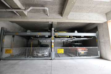 敷地内駐車場（屋内機械式）