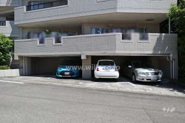 敷地内駐車場（屋内平面式）