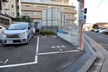 来客用駐車場