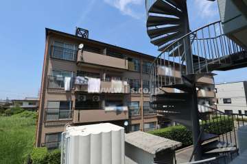 パレス第3守山の外観（南西側から）